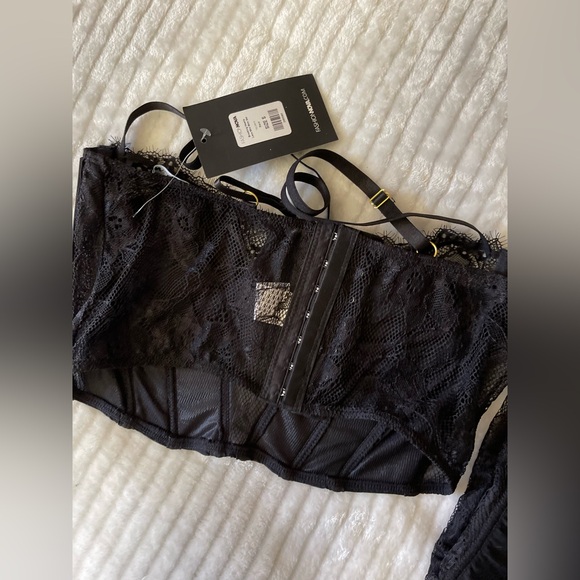 Fashion Nova Set - Picture 8 of 8